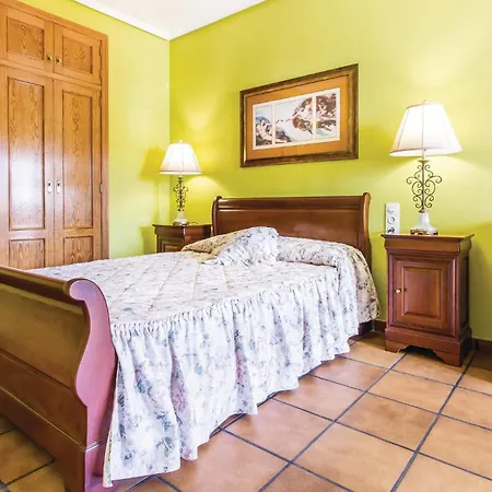 Σπίτι διακοπών 2 Bedroom Cozy In *